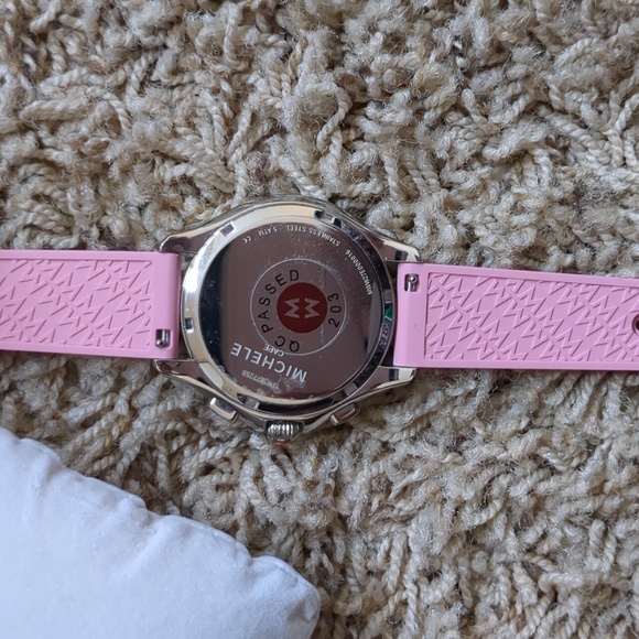 Michelle Cape Watch - Picture 2 of 7